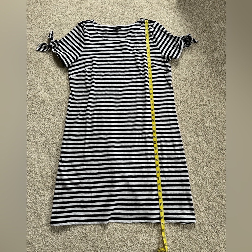Talbots Black and White Sheath Dress Short Sleeve Crew Neck